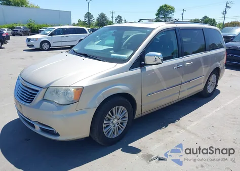 2014 Chrysler Town & Country Limited z USA, uszkodzony, nr VIN 2C4RC1GG9ER116219